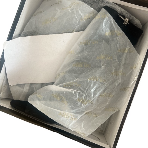 Cape Robbin cally bootie - Picture 3 of 7